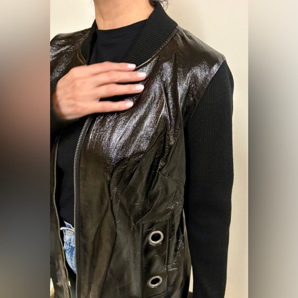 Gallery Couture Jacket - Picture 5 of 16